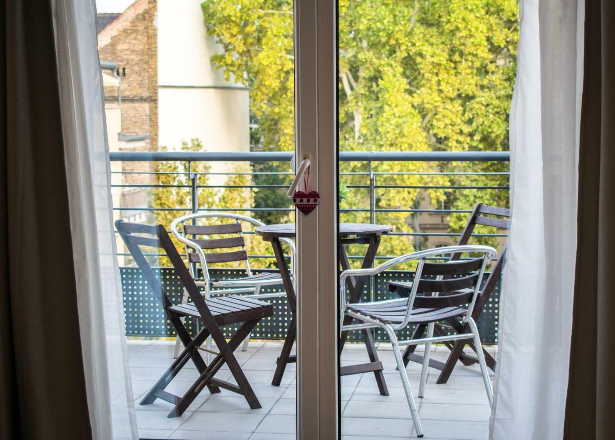 Viola Apartment Budapest Luaran gambar